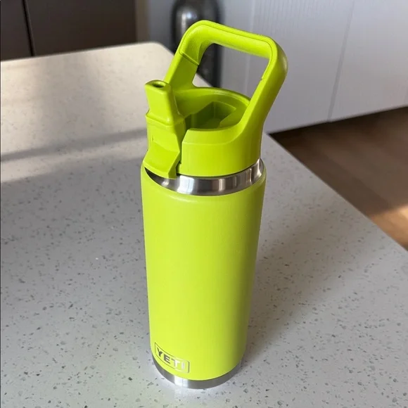 YETI 26oz Rambler Bottle - Picture 3 of 11